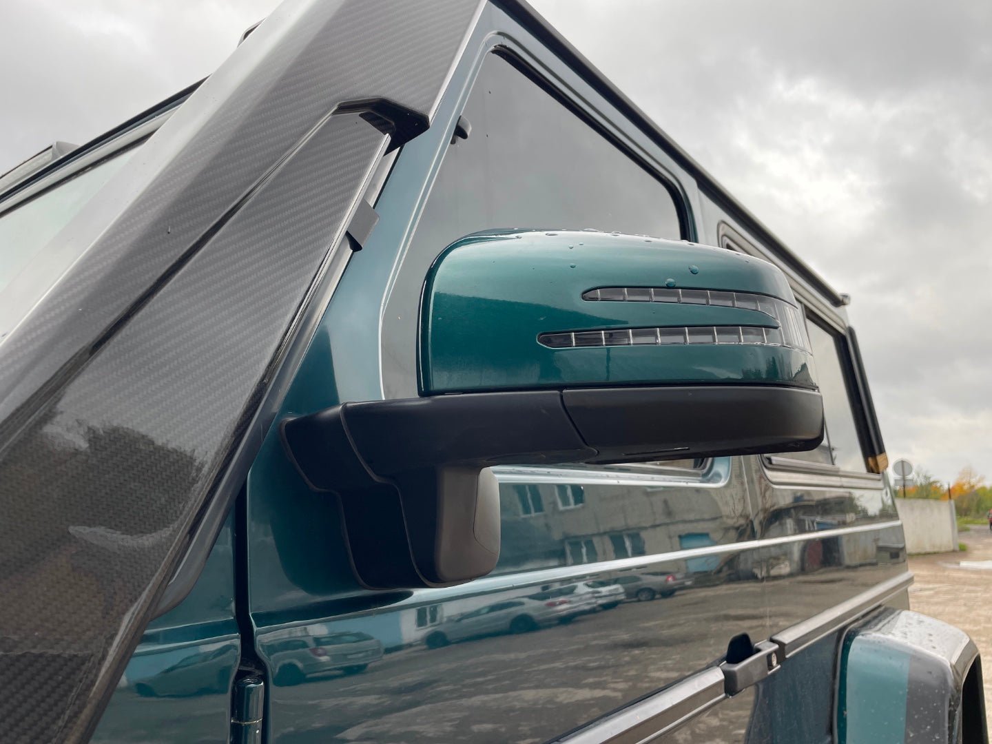 Plastic spacers for the mirrors Mercedes-Benz W463 G-Class 4x4 - Custom Class