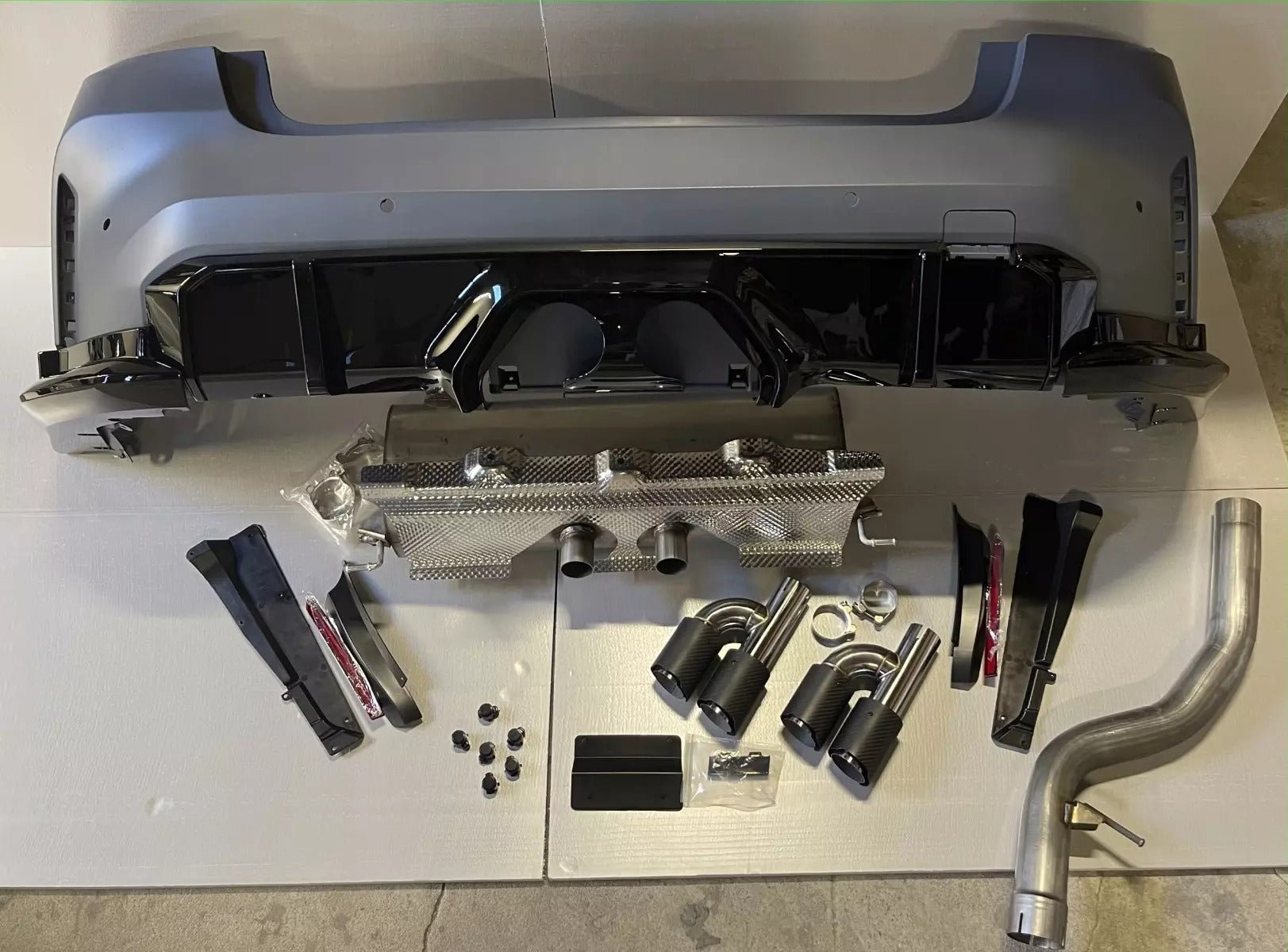 Rear bumper with exhaust M3 style for BMW 3 Series G20 G21 2019-2022 - Custom Class