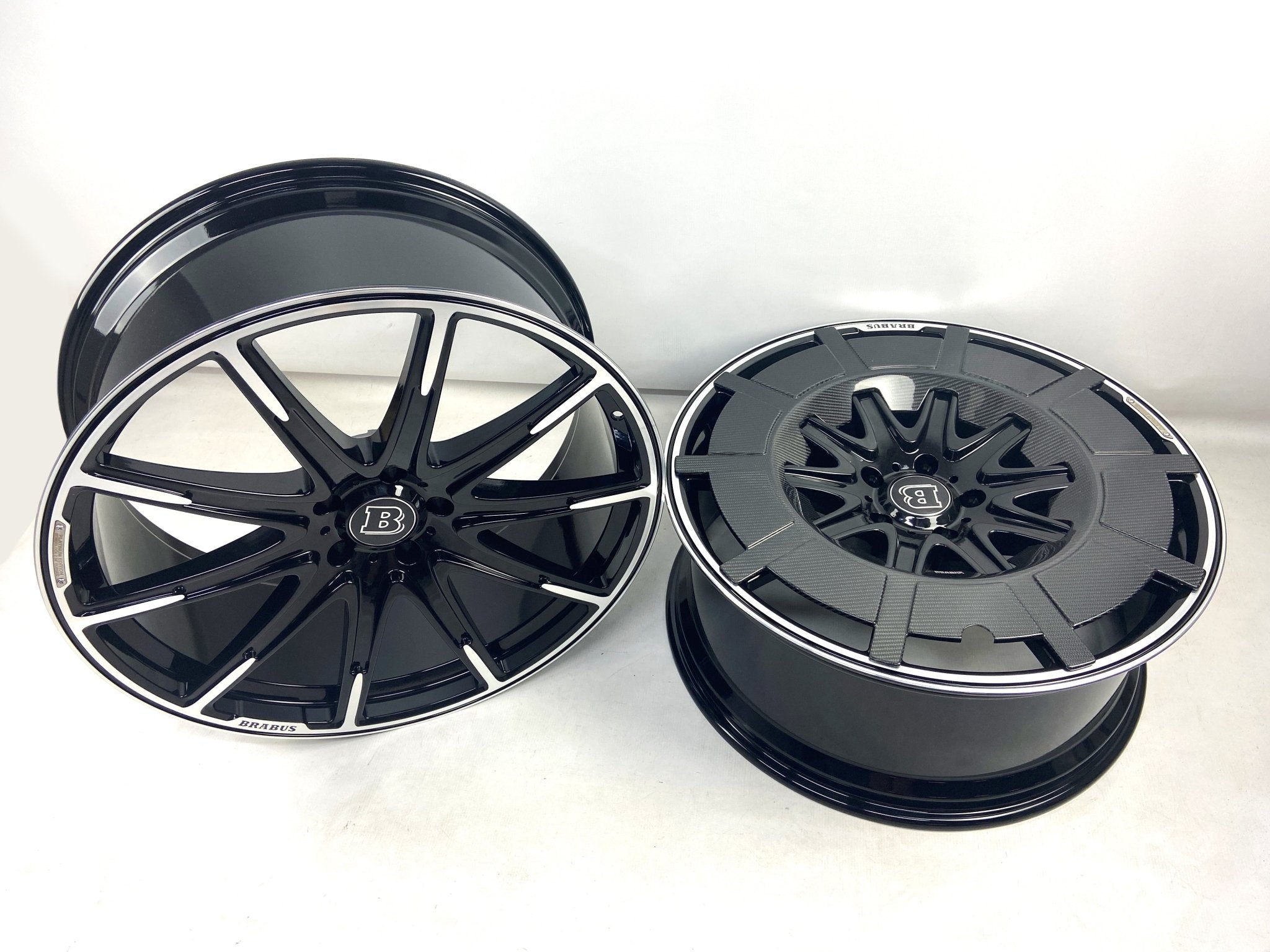 Rocket edition 22', 23', 24' Carbon covers for Brabus Monoblock Z rims for Mercedes-Benz W463A - Custom Class