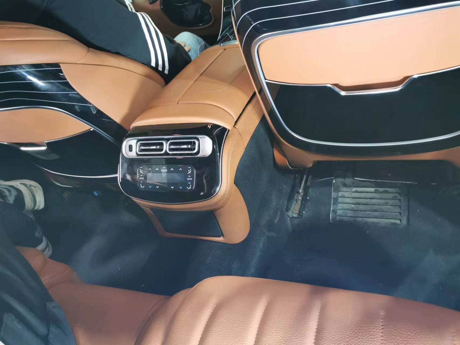 S-Class W221 (2005-2013) upgrade to W223 (2020+) interiror kit for Mercedes-Benz W221 - Custom Class