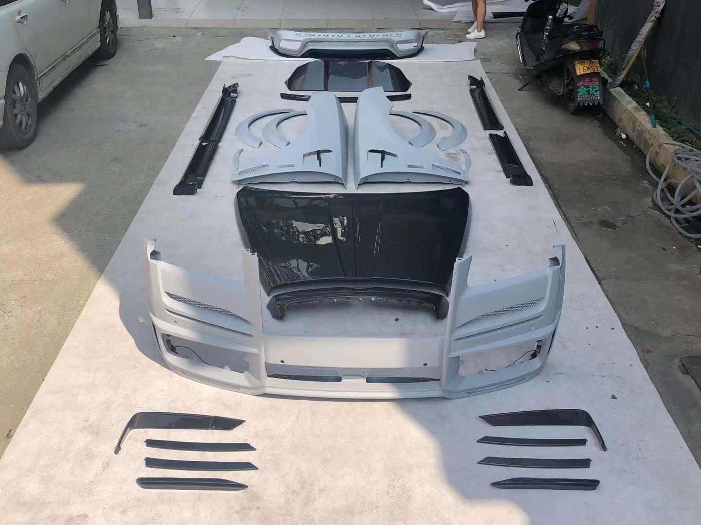 Сarbon fiber body kit for Rolls-Royce Cullinan pre-facelift 2018–2023 - Custom Class