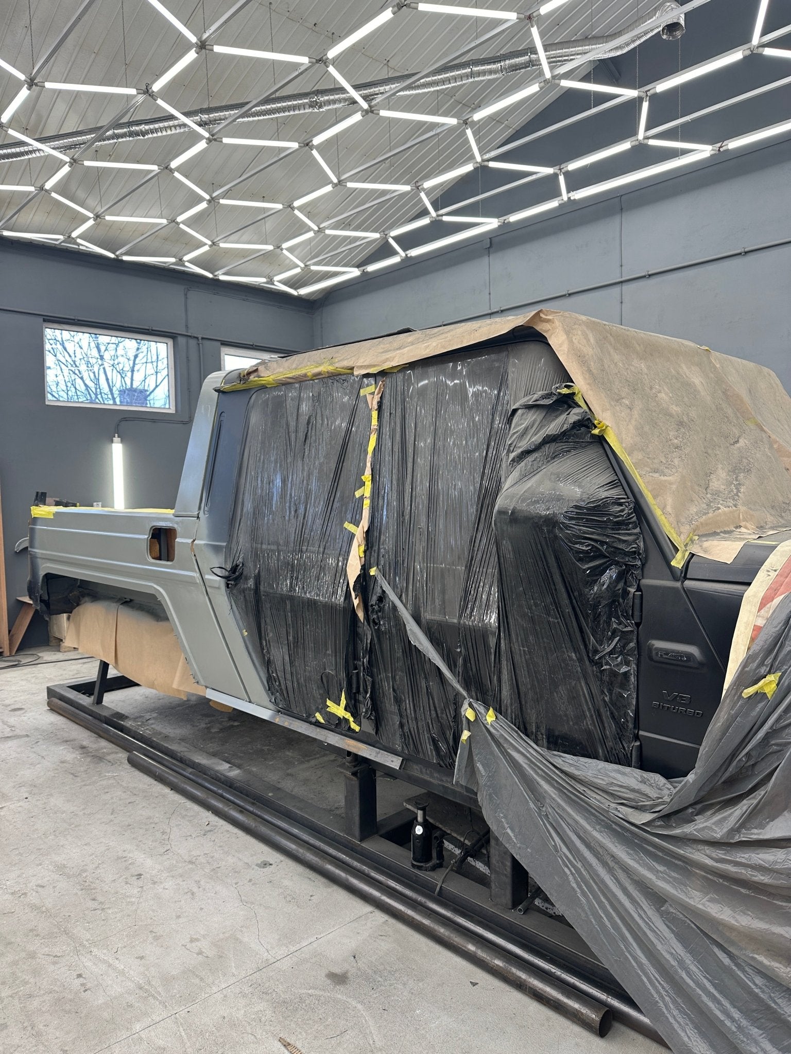 Stainless steel rear pick up body for W463A 900 6x6 G-Class - Custom Class