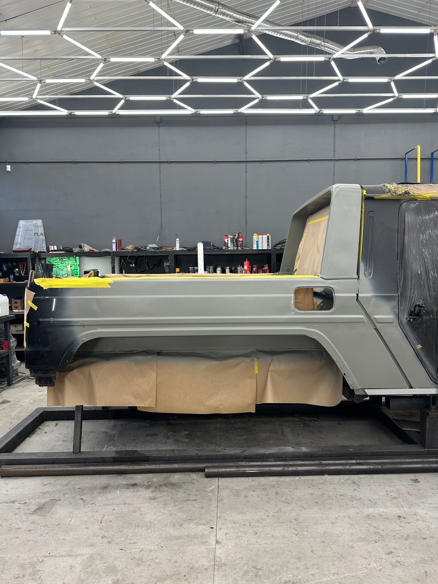 Stainless steel rear pick up body for W463A 900 6x6 G-Class - Custom Class