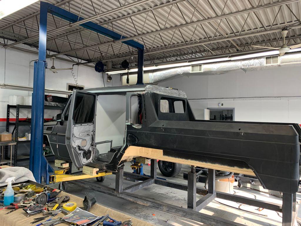 Stand for building Mercedes-Benz W463 G-Wagon 6x6 - Custom Class